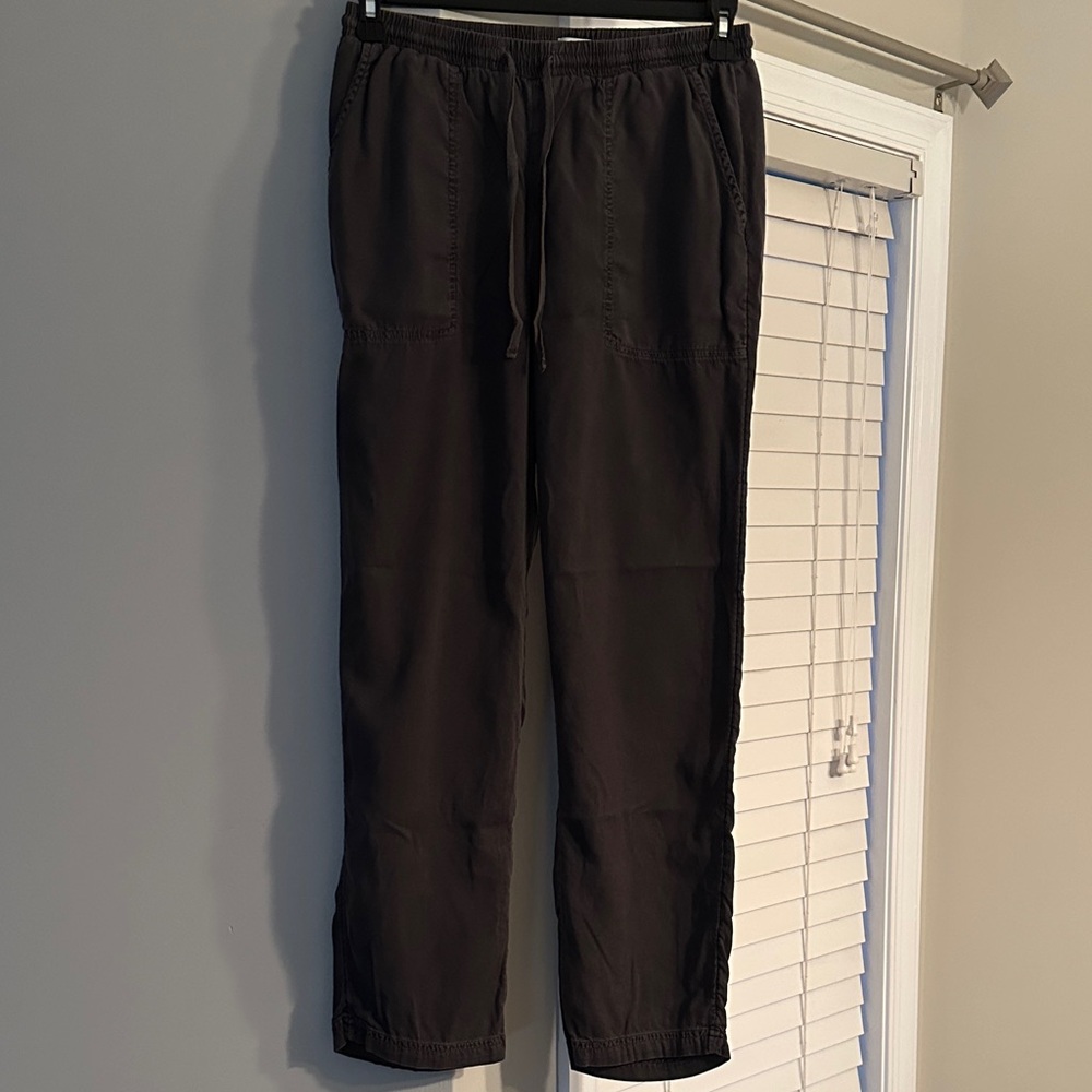 Billabong Women’s Slate Gray pants